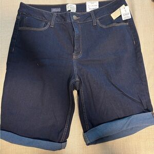 St. John's Bay Classic Fit Dark Blue Denim Shorts Sz 16